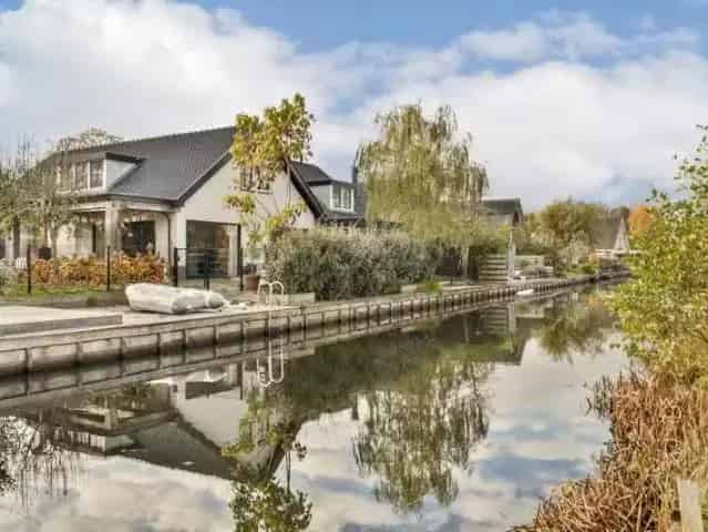 Gerenoveerd Woonhuis Baambrugge Aan Het Water 266m2