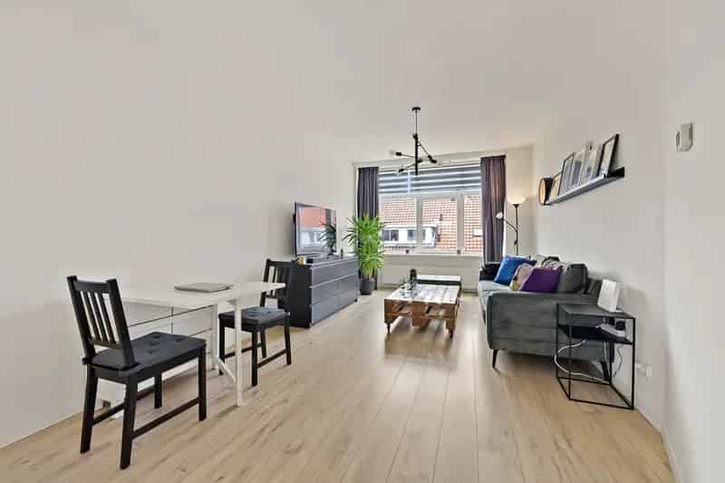 3 Kamer Bovenwoning Den Haag 74m2 Balkon Moderne Keuken