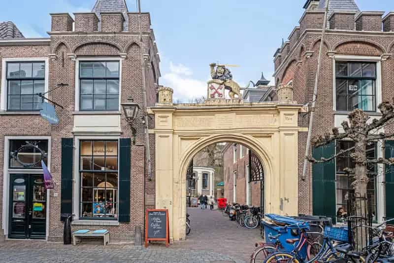 Rijksmonument Leiden Centrum 85m2 Dakterras 2 slaapkamers
