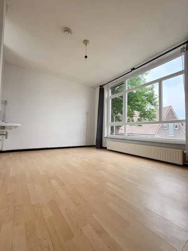 Studentenkamer Tilburg Lindenstraat 15.5m2