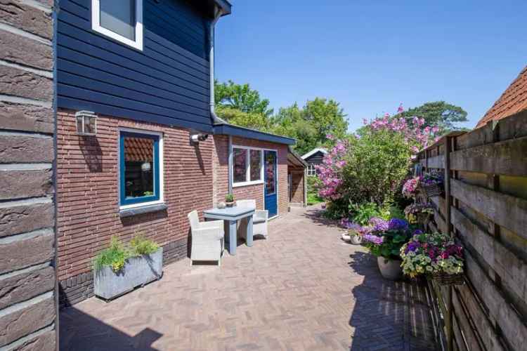 Jaren 30 woning Den Burg 5 slaapkamers 2 badkamers instapklaar