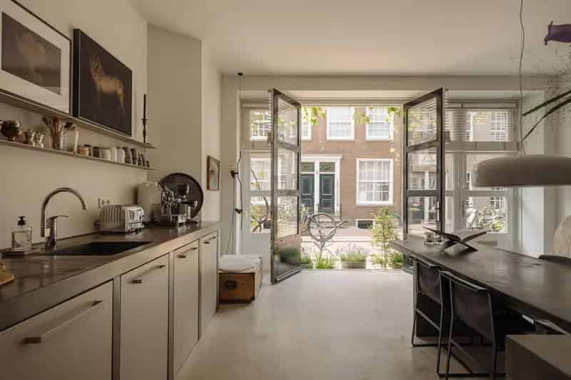 Amsterdam benedenwoning 110m2 tuin 3 slaapkamers