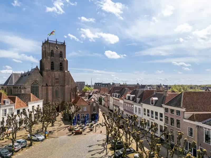 Herenhuis Geertruidenberg 6 slaapkamers monumentale woning