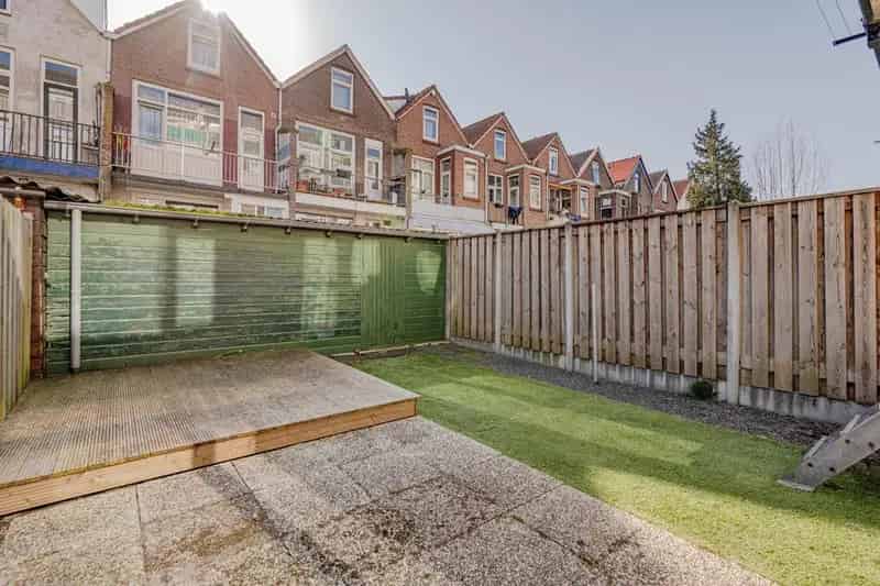 2 Kamer Benedenwoning Oud Charlois Tuin Nabij Openbaar Vervoer