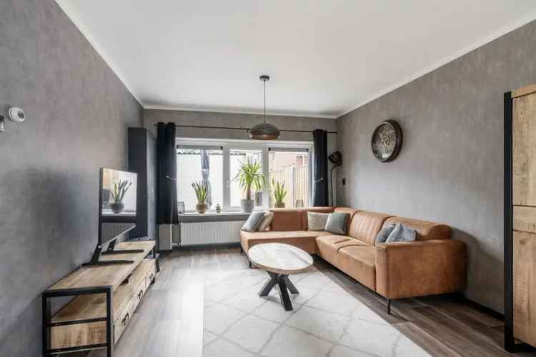 Ruime Eindwoning 3 Slaapkamers Instapklaar Tuin