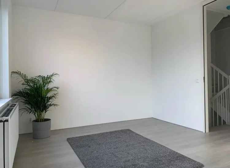 Leuke Ruime Kamer Rotterdam Nabij Metro