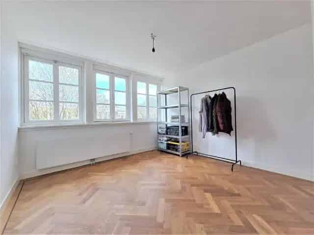 Te Huur: Licht Appartement Rivierenbuurt 120m2 Dakterras