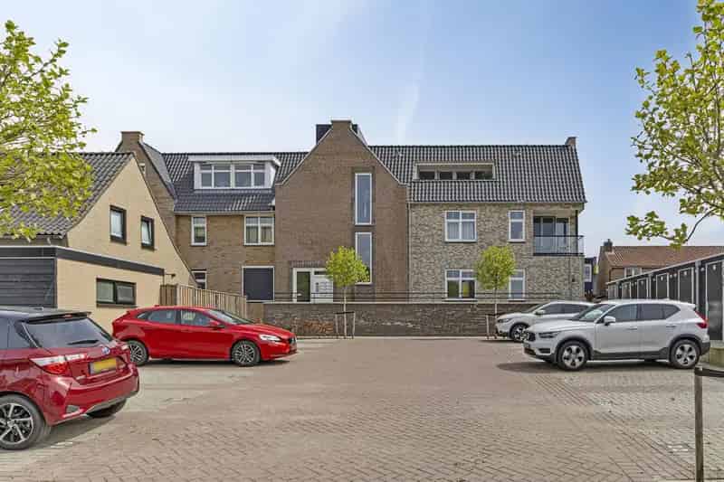 Huis Te Koop , 3D, Nieuwstraat, Westmaas, Zuid-Holland