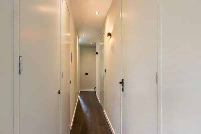 Gerenoveerde 5-kamer Bovenwoning Rotterdam 4 slaapkamers 2 badkamers