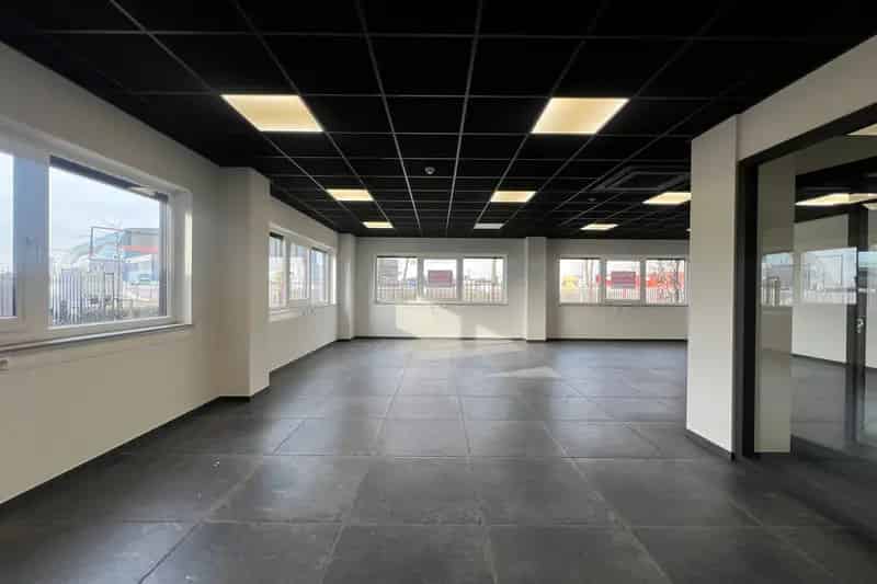 Kantoorruimte te huur Zwijndrecht 117m² Groote Lindt