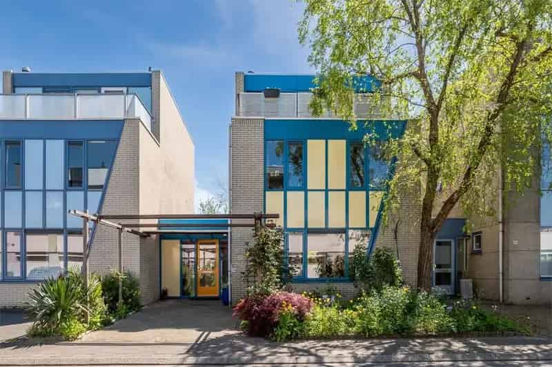 Huis Te Koop , 24, Van Loghemstraat, Groningen, Groningen
