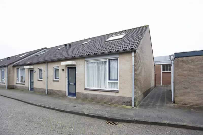 Appartement Dinteloord nabij A29 en A4