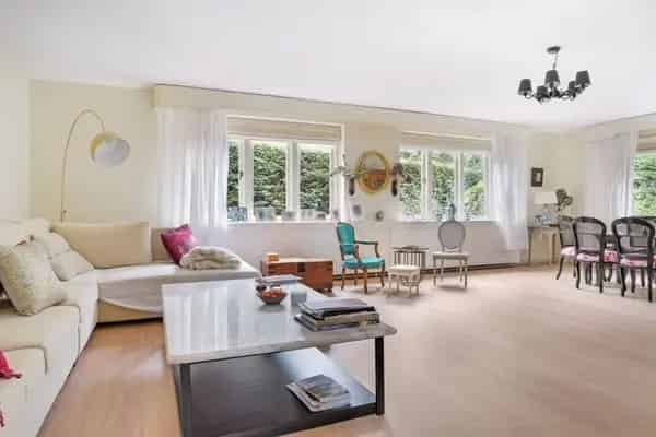 Vrijstaande Villa met Privé Tuin Jacuzzi en Tennisbaan
