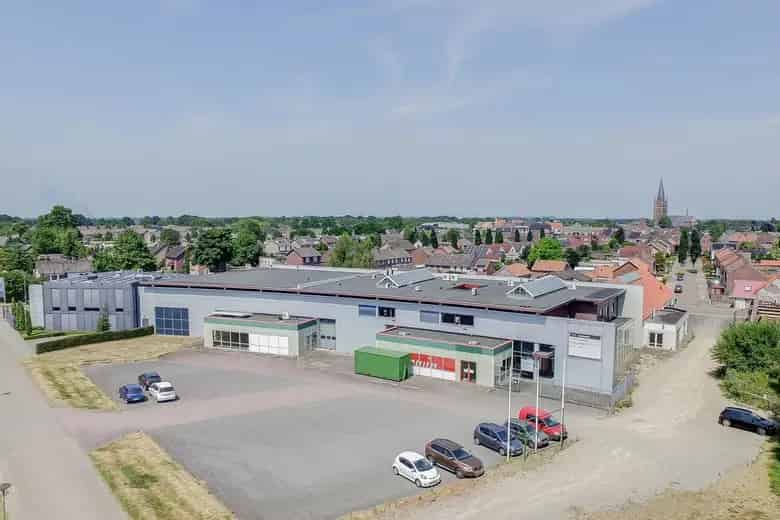 Bedrijfsruimte te koop Nederweert 2142m2