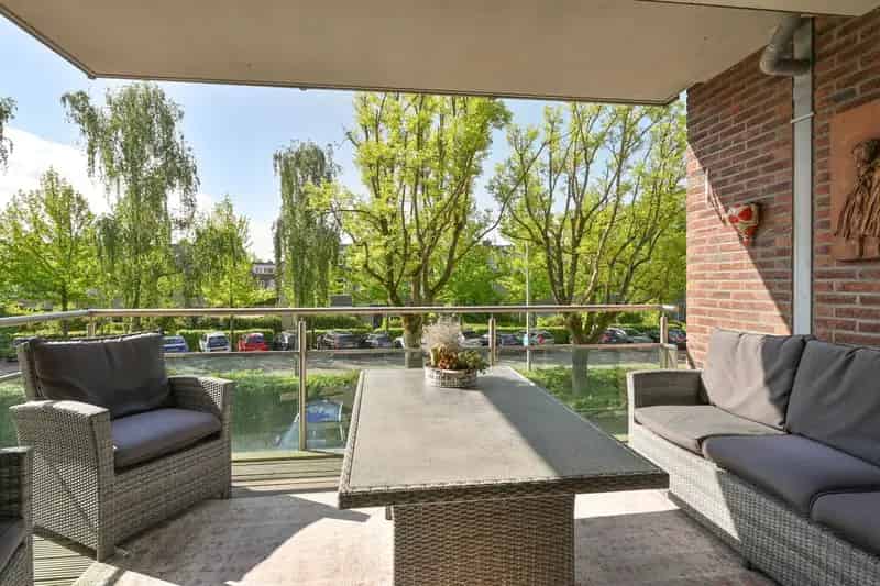 3 Kamer Appartement te koop Naarden 117m²  Balkon Parkeerplaats