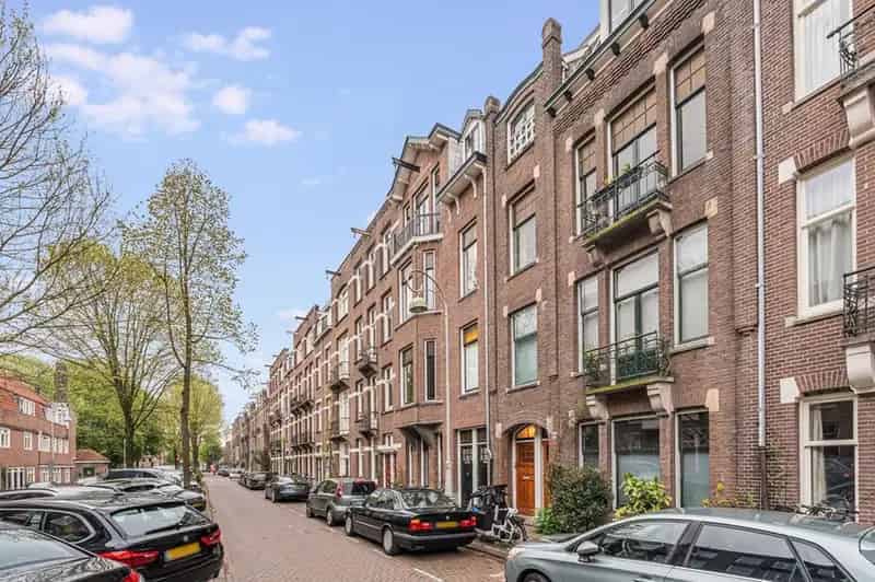 Ruim Drievoudig Bovenhuis Watergraafsmeer 182m2 4 slaapkamers 2 Dakterrassen