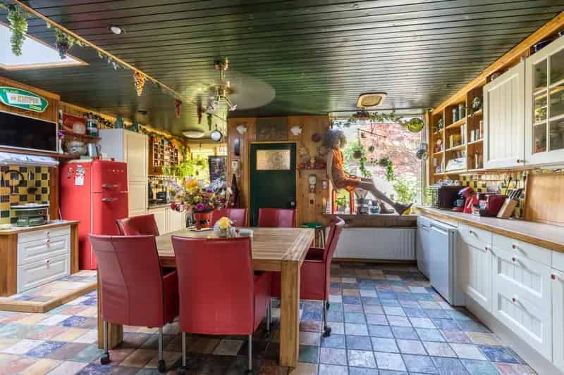 Ruime Gerenoveerde Huis te koop in Dongen