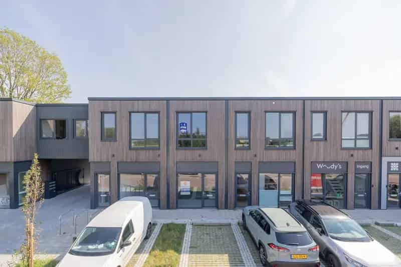 Bedrijfshal Leiden te Huur 78m2 Gasloos