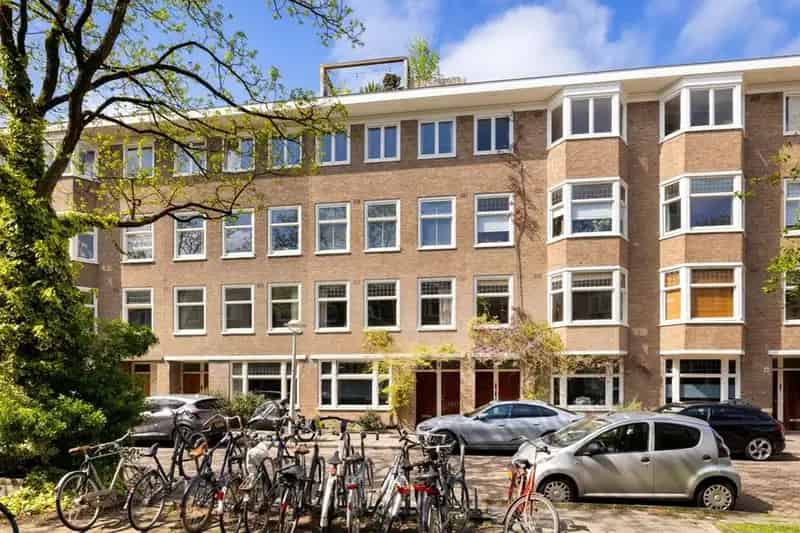 Ruim Dubbel Bovenhuis Rivierenbuurt 134m2 3 Slaapkamers Dakterras 43m2