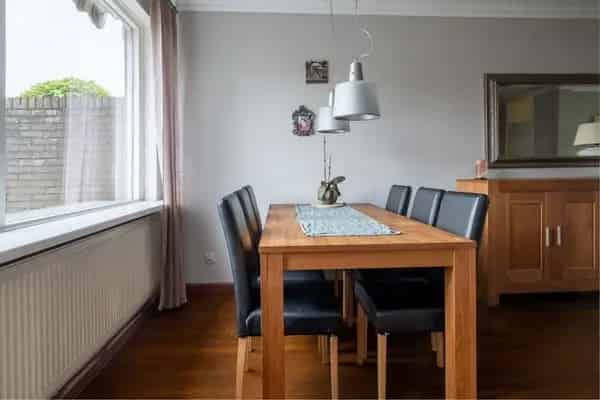 ROYALE EENGEZINSWONING 4 slaapkamers Hengelo