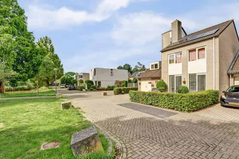 Huis te koop: Prof. Rommehoek 20 4908 CD Oosterhout (NB) | Funda
