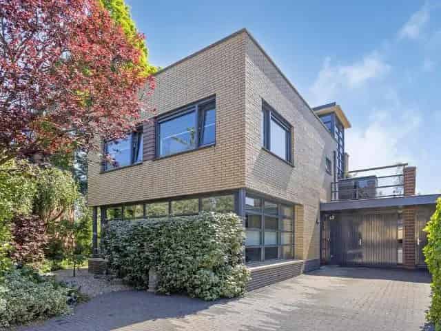 Royale Woning te koop in Bergschenhoek