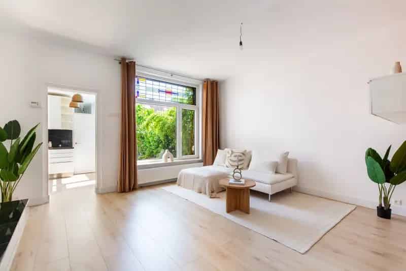 Huis te koop Kralingseveer: Luxe gezinswoning met diepe tuin
