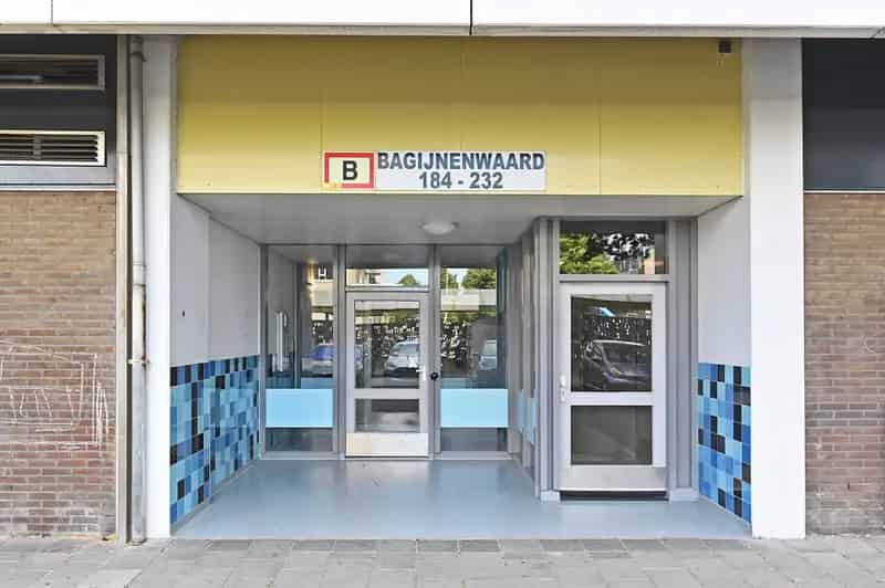 Ruim 4-kamer appartement Zoetermeer met balkon en carport