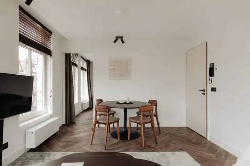 Luxe Appartement Duivelseiland 40m2 Turnkey 1 Slaapkamer