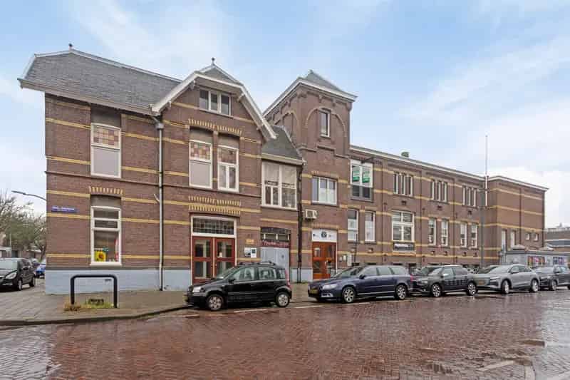 Kantoorruimte Haarlem 400m2 te huur voormalige chocoladefabriek