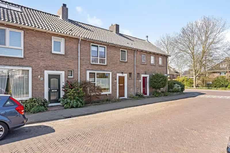 Huis te koop Voorschoten Nassauwijk: Een fijne gezinswoning