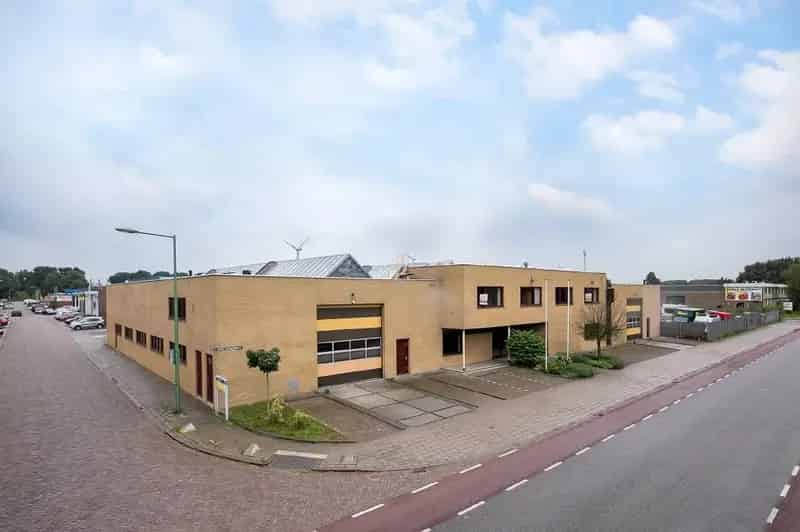 Bedrijfshal te huur Vlaardingen George Stephensonweg