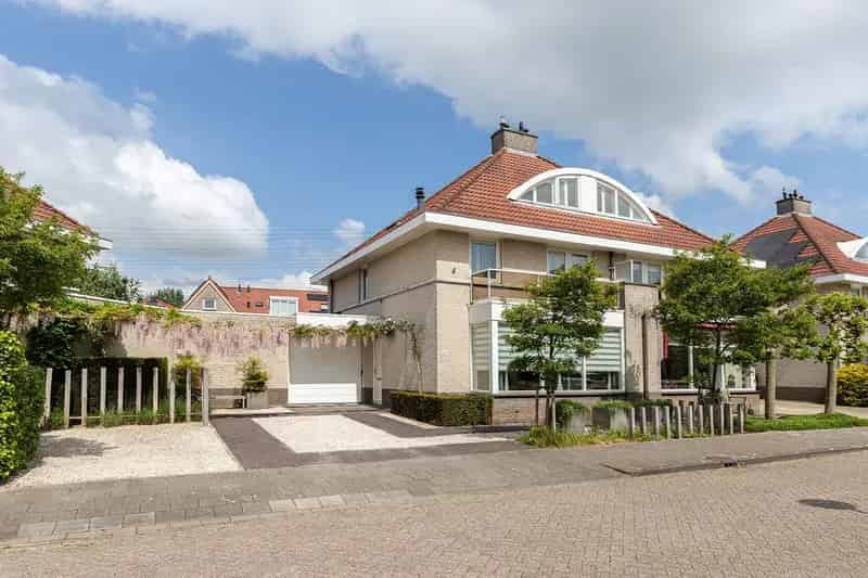 Luxe Tweekapper Wilgendonk 4 slaapkamers Grote Tuin Garage