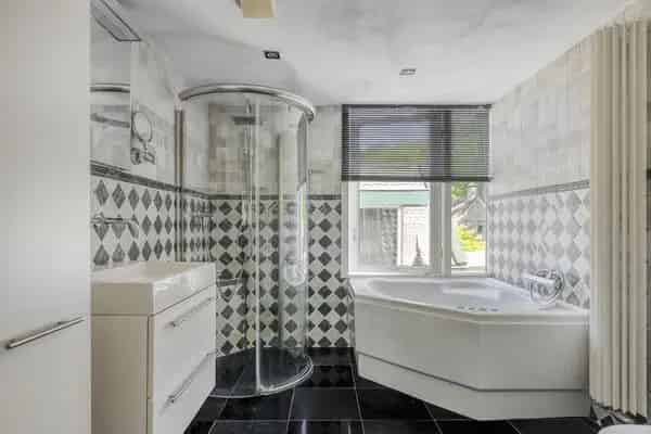Hoekwoning Hoogland 100m2 3 slaapkamers moderne keuken