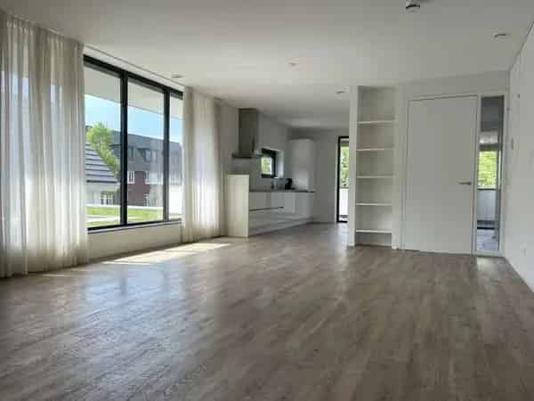 Royale Bovenwoning Diepenveen te Huur