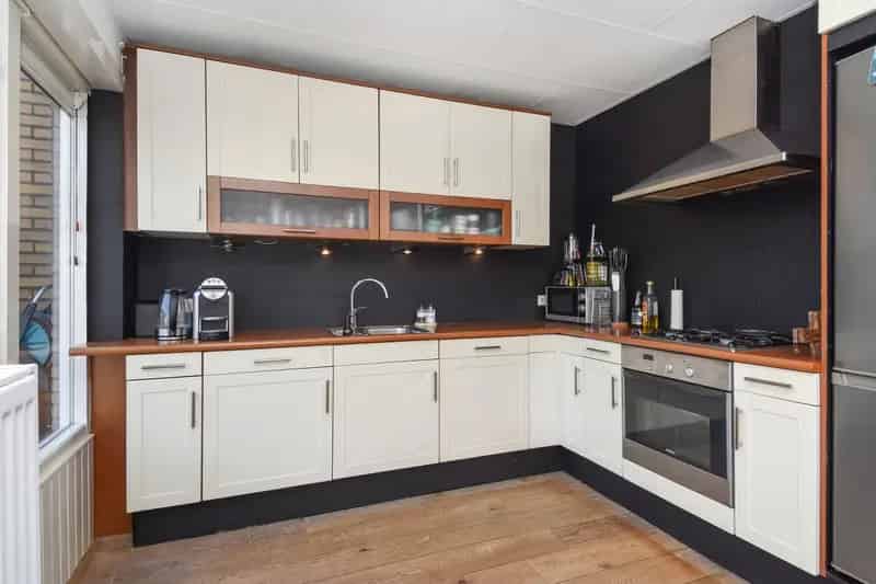 6-Kamer Tussenwoning Nootdorp  Nieuwe Badkamer  Kindvriendelijk