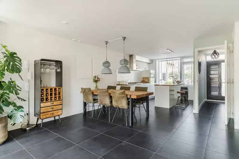 Huis te koop Den Bosch De Maaspoort 4 slaapkamers moderne badkamer