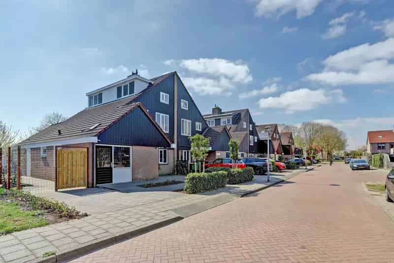 2-onder-1-kapwoning Zeewolde 179m2 4 slaapkamers Dubbele bewoning