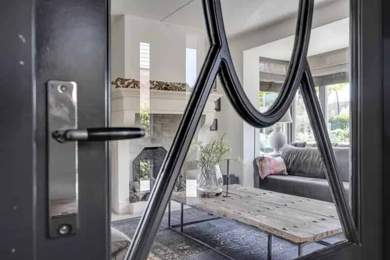 Huis te koop Leusden Dijkhoeve 5: Luxe villa met tuin aan het water