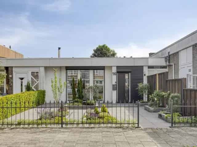 Luxe Bungalow Enschede - Volledig Gemoderniseerd
