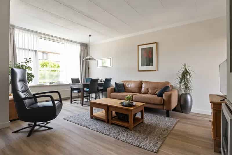 Hoekwoning Den Helder 3 slaapkamers tuin