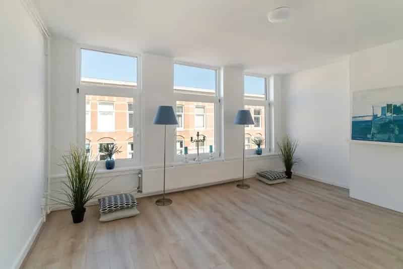 Appartement te koop Den Haag Regentessekwartier 46m² balkon eigen grond