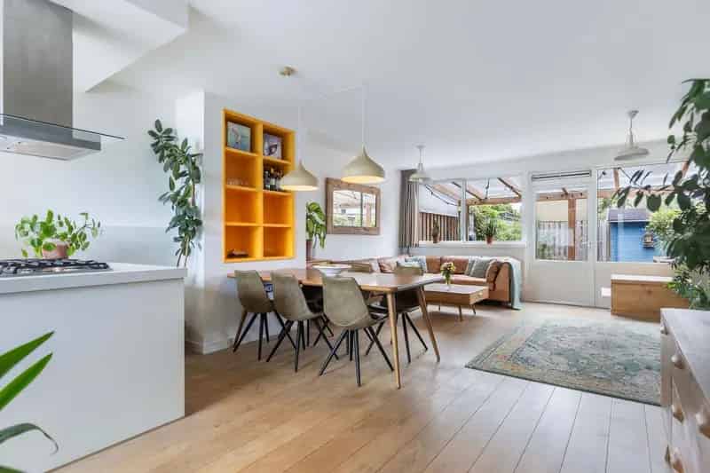 Ruime Tussenwoning Apeldoorn Zuidoost Energielabel A