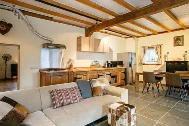 Benedenwoning Lekkerkerk 75m2 2 Kamers