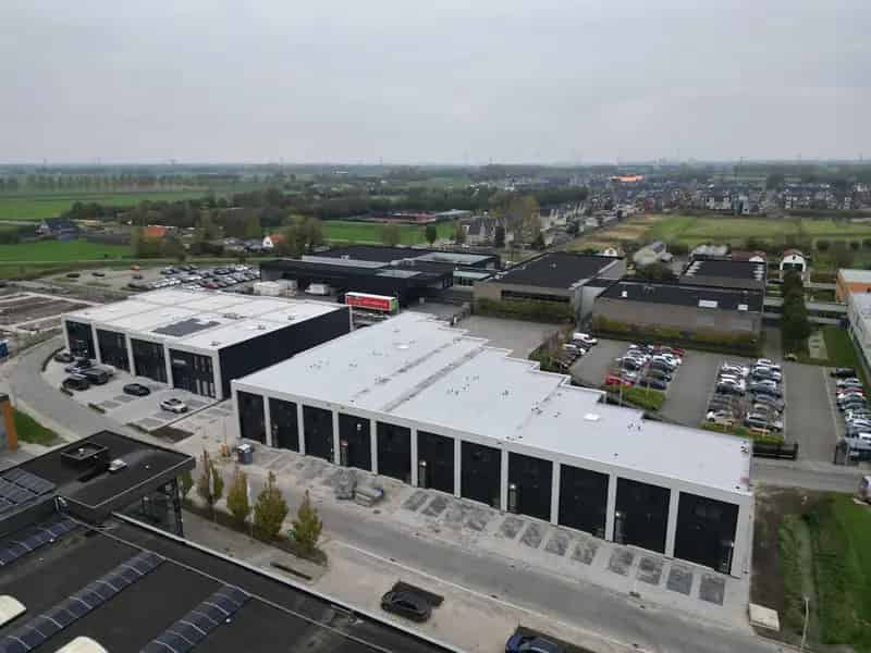 Bedrijfsunit te Huur Zuidland - Harregatplein