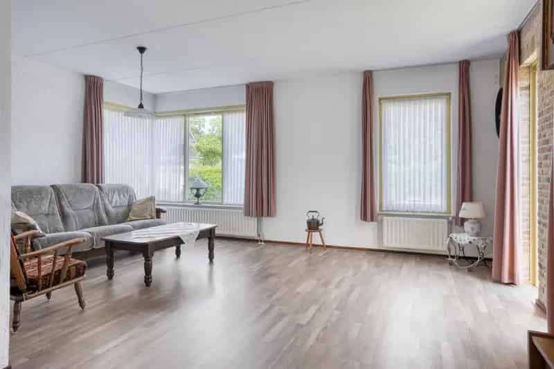 Vrijstaand Huis Dodewaard Garage Bijkeuken Tuin