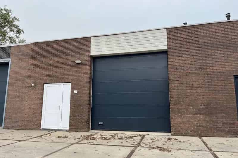 Bedrijfshal te koop Volendam 84m2