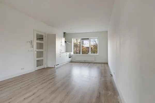 Ruim Appartement Utrecht Adriaen van Ostadelaan 69m2