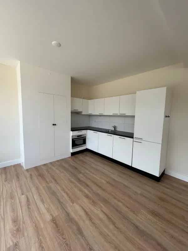 Appartement Pleinweg Rotterdam te huur