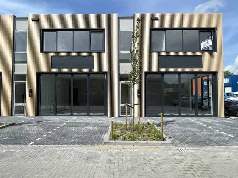 Bedrijfshal Amsterdam te Huur Sloterdijk